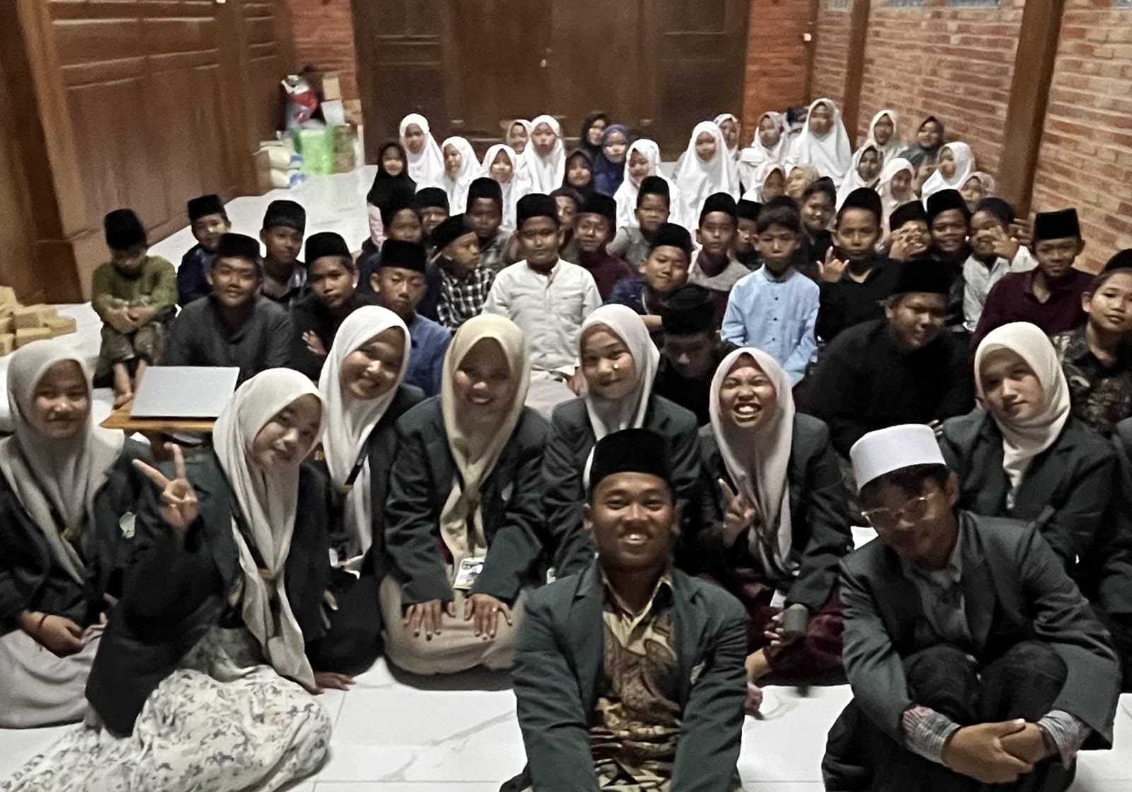 Mahasiswa KKN ISQI Sunan Pandanaran Gelar Sosialisasi Anti-Bullying di PP Al-Hassan Tuyuhan